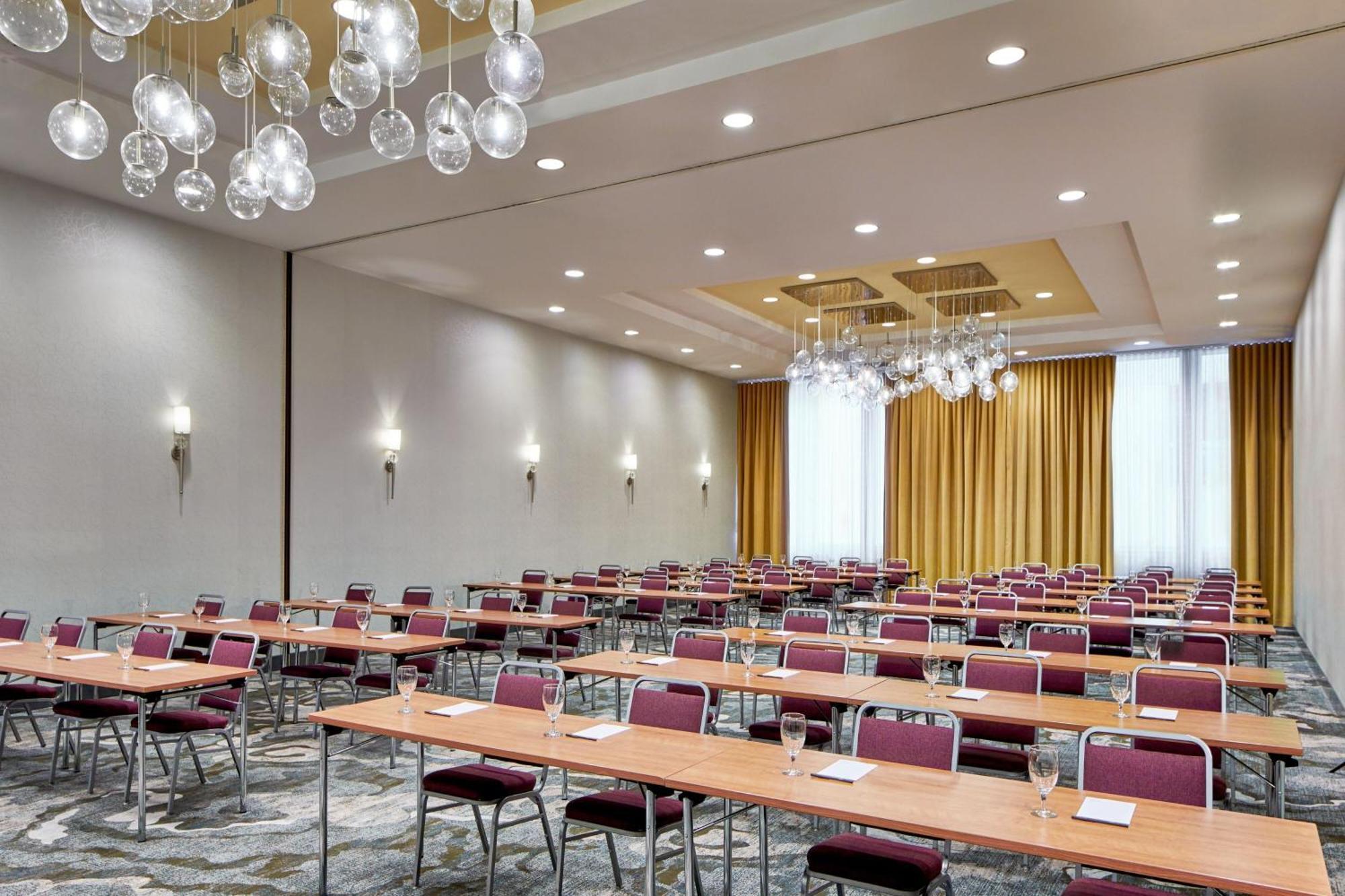 Courtyard By Marriott Portland City Center Екстериор снимка
