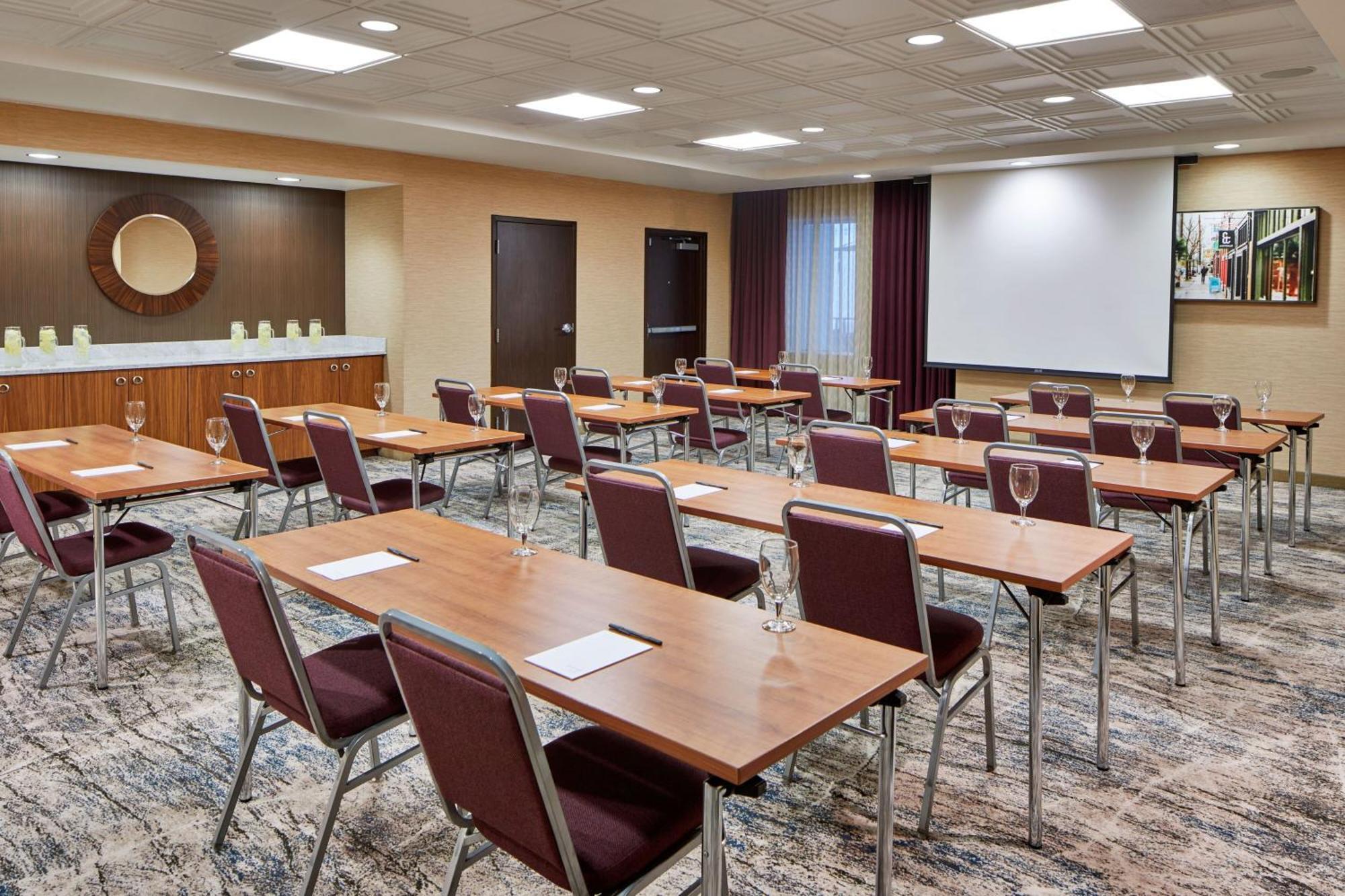 Courtyard By Marriott Portland City Center Екстериор снимка