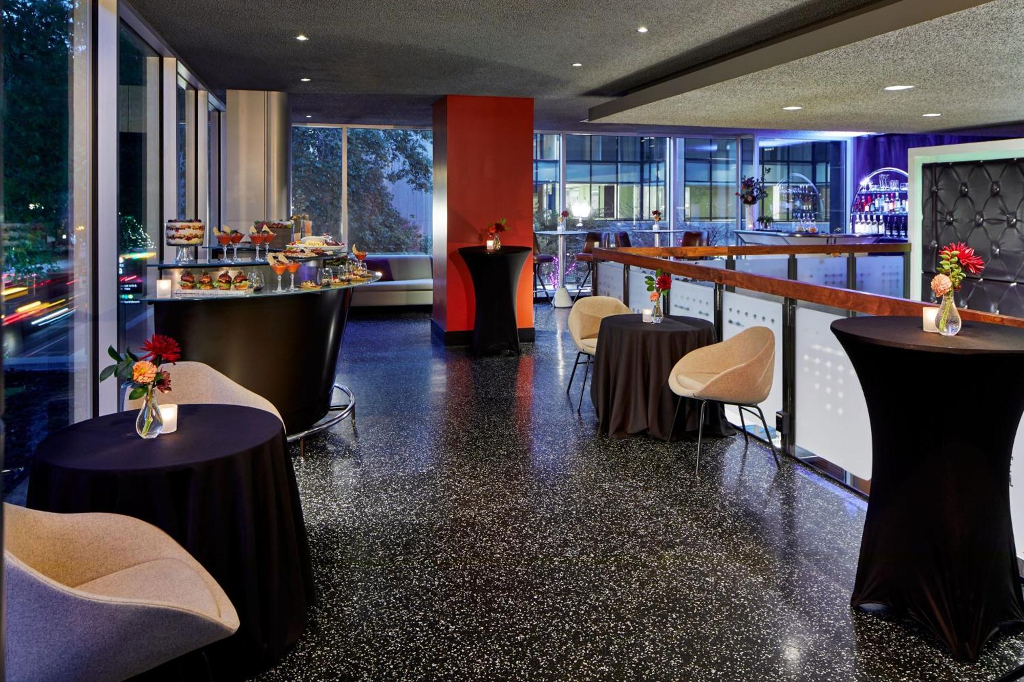 Courtyard By Marriott Portland City Center Екстериор снимка