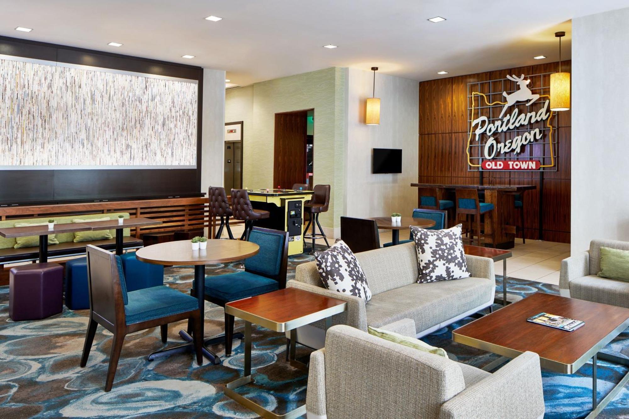 Courtyard By Marriott Portland City Center Екстериор снимка