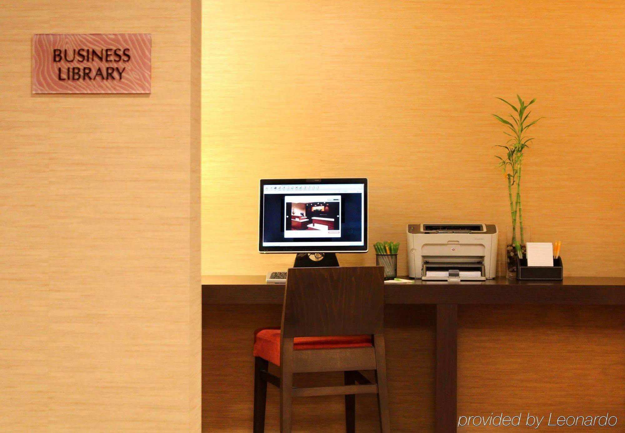 Courtyard By Marriott Portland City Center Екстериор снимка